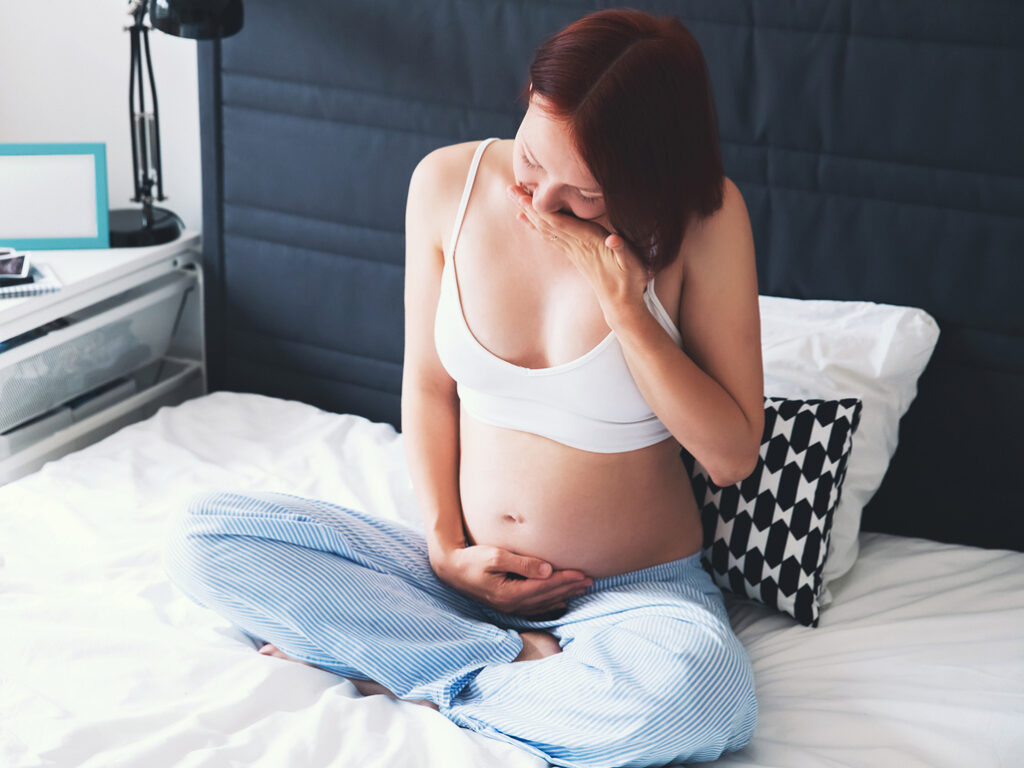 Elevating the head of the bed to avoid acid reflux during pregnancy