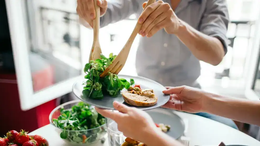 people trying to eat healthy