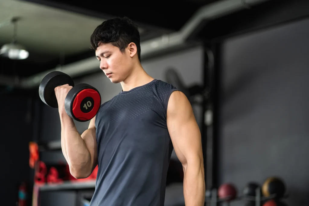 man weightlifting in order to boost Libido