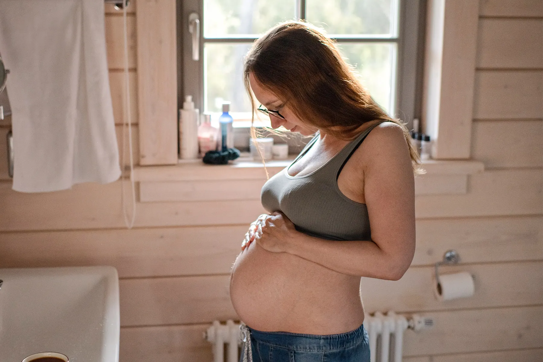 Is Spotting a Sign of Early Pregnancy or Miscarriage?