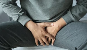 How to Elevate the Scrotum with Towels